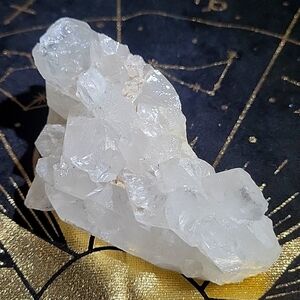 Genuine quartz crystal cluster